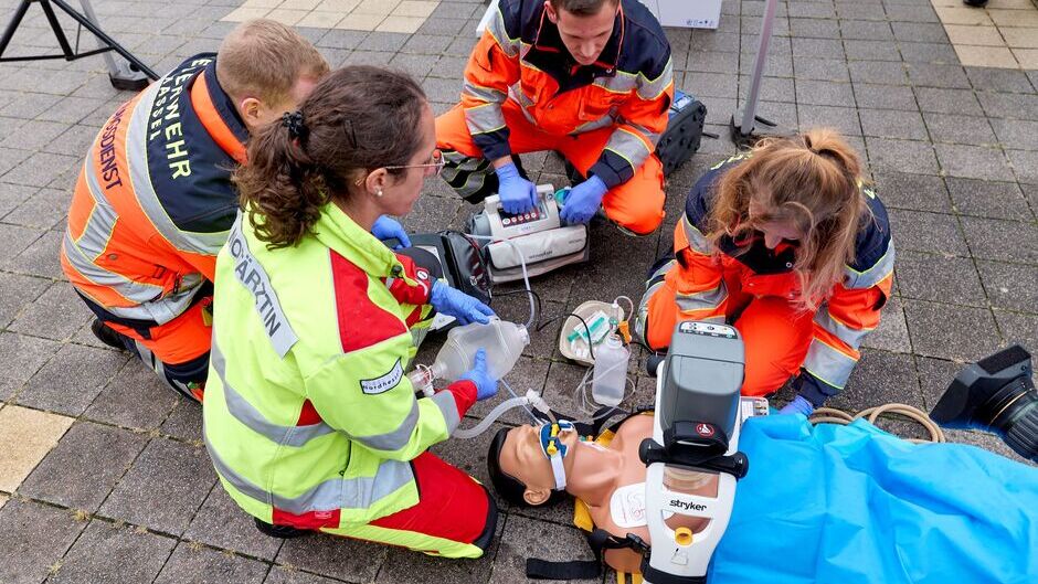 Deutsches Reanimationsregister der DGAI: Mit neuer Analyse wird Defibrillator zum "Fahrtenschreiber der Reanimation"